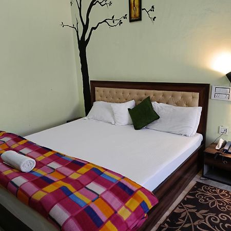 Joshi Holiday Home Stay 랜즈다운 외부 사진