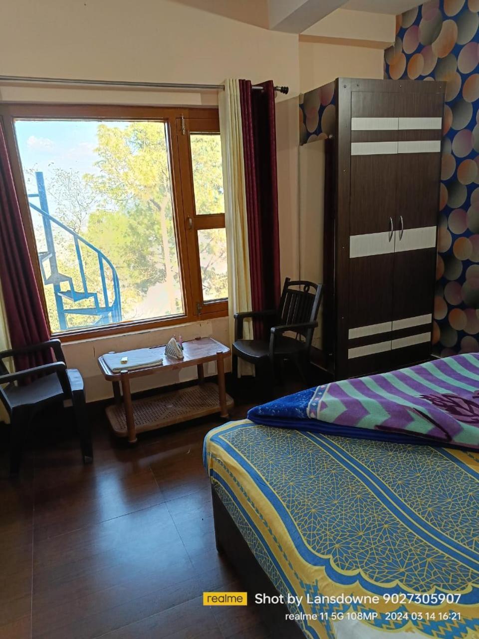 Joshi Holiday Home Stay 랜즈다운 외부 사진