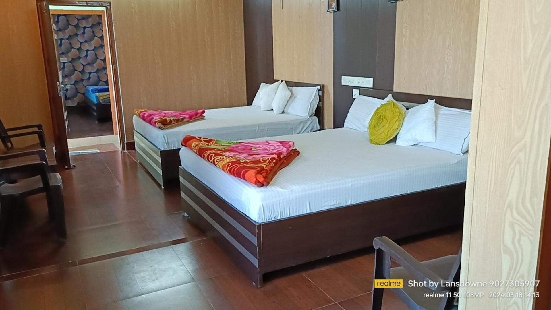 Joshi Holiday Home Stay 랜즈다운 외부 사진