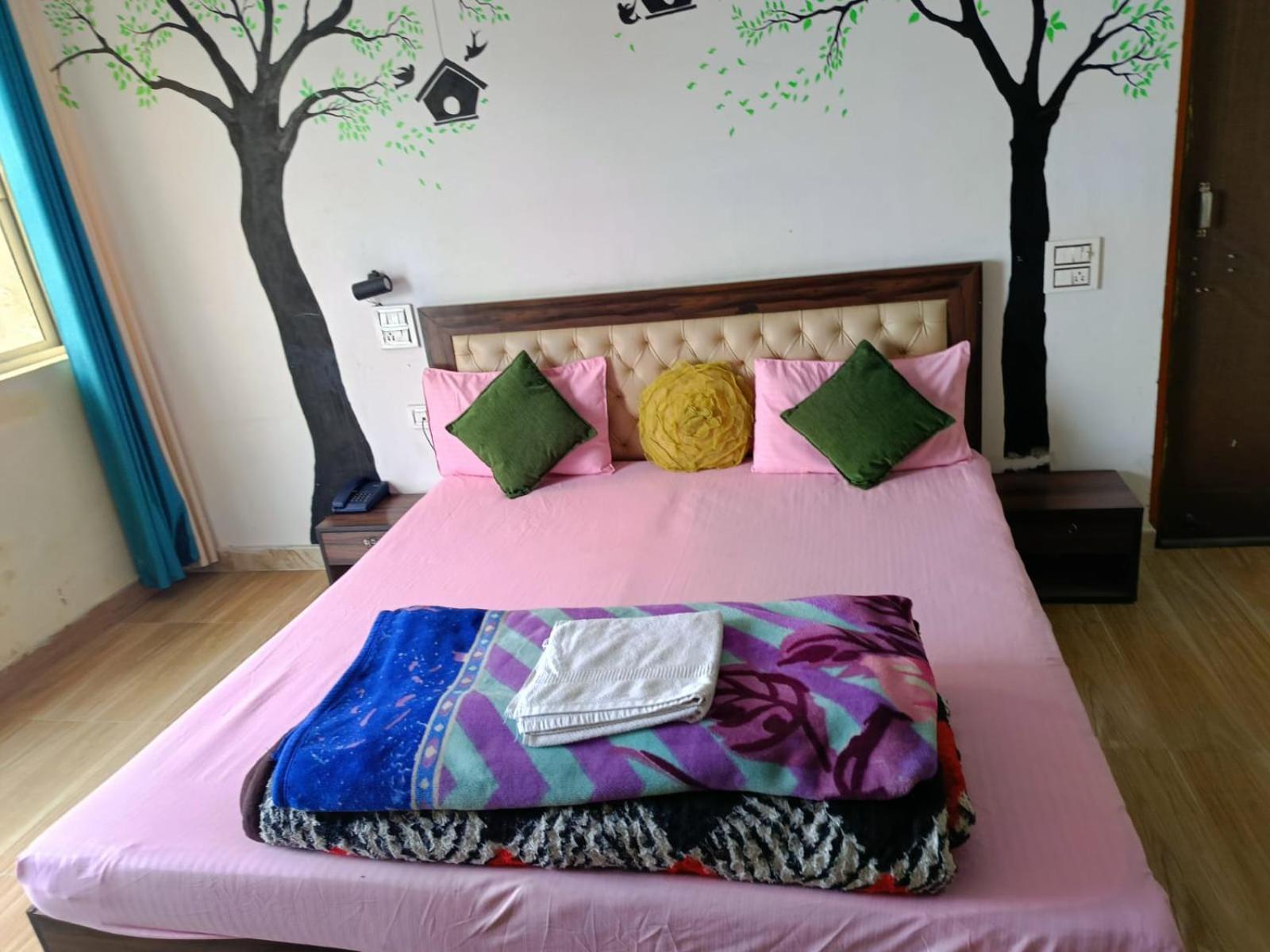 Joshi Holiday Home Stay 랜즈다운 외부 사진
