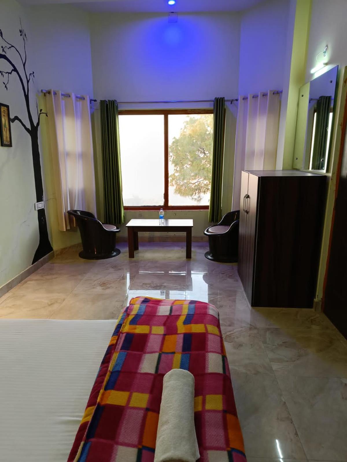 Joshi Holiday Home Stay 랜즈다운 외부 사진